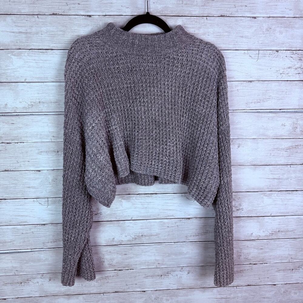 Urban Outfitters Mila Mock Neck Cropped Sweater Gray Size Large